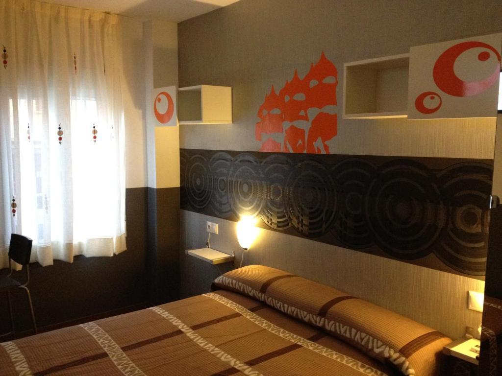 Hostal Gaudi Cuenca Cuenca  Pokoj fotografie